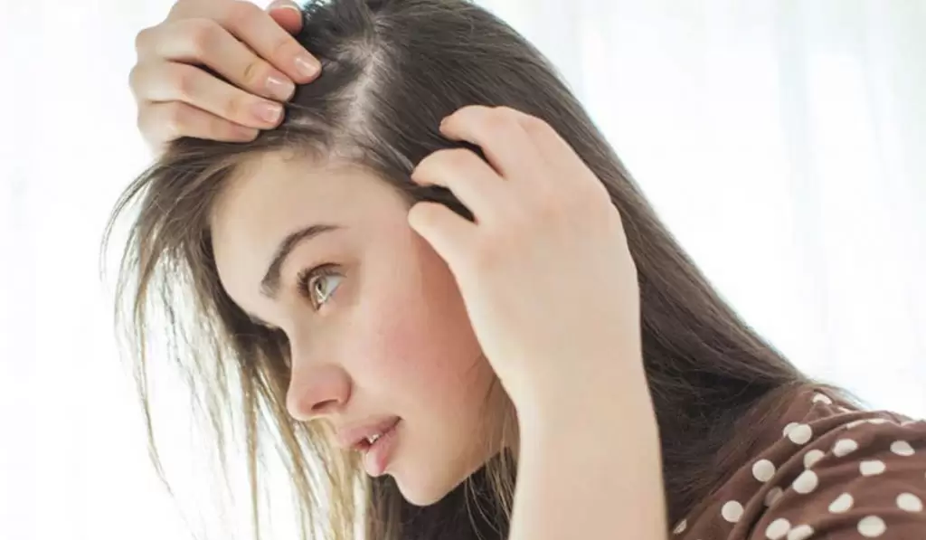 الآثار الجانبية لزراعة الشعر التي يمكن أن تحدث