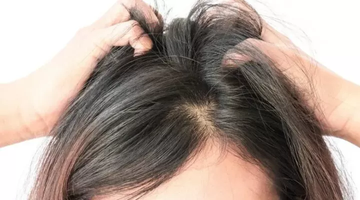 طرق زراعة الشعر من المنزل