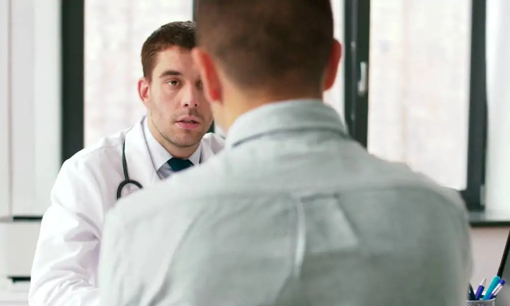 الأمراض التي تمنع زراعة الشعر